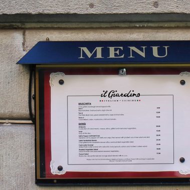 il Giardino Outdoor Menu Mockup